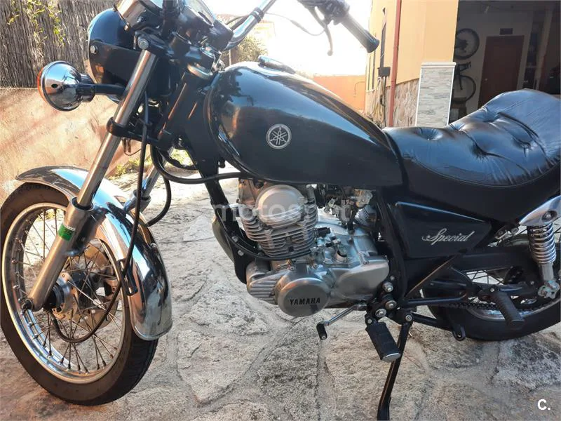 Yamaha SR 250 Special – Vista 4