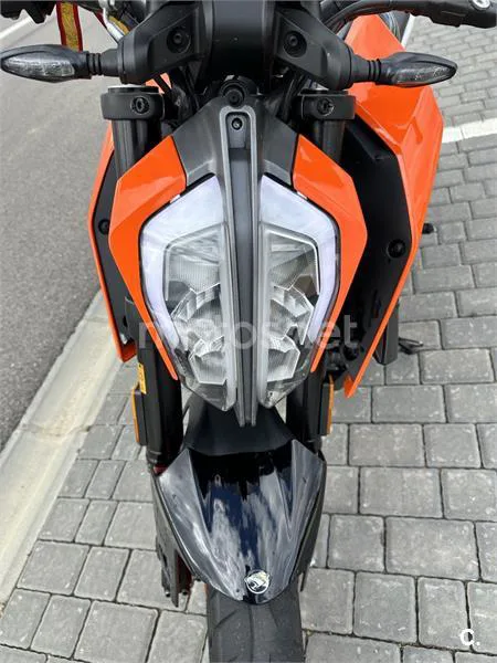 KTM 390 – Vista 7