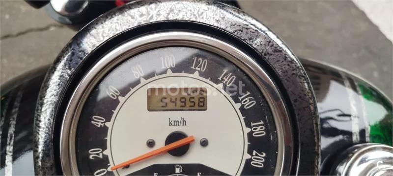 Kawasaki VN 900 CLASSIC – Vista 8