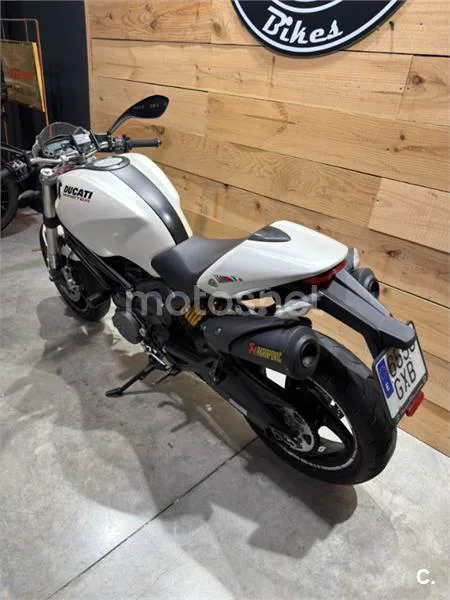 Ducati Monster 696 – Vista 11