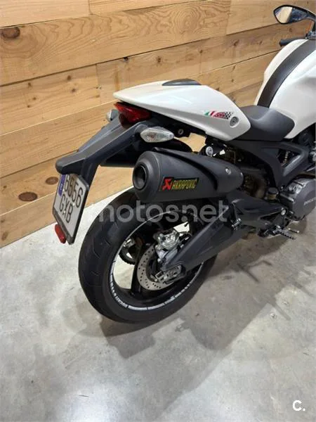 Ducati Monster 696 – Vista 5