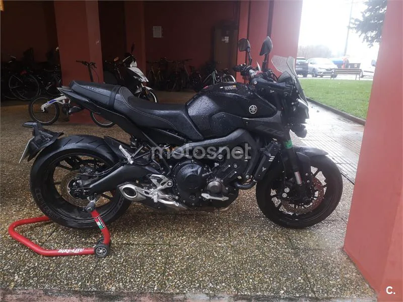 Yamaha MT-09 – Vista 4