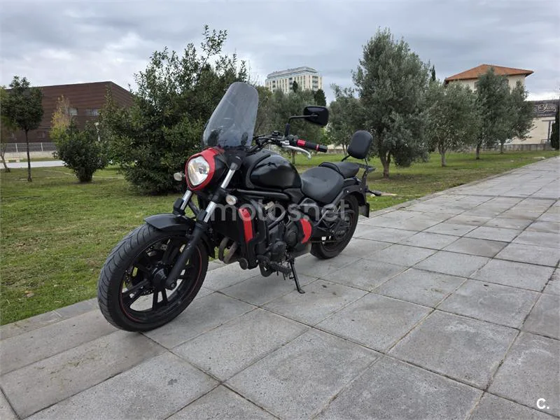 Kawasaki Vulcan S – Vista 6