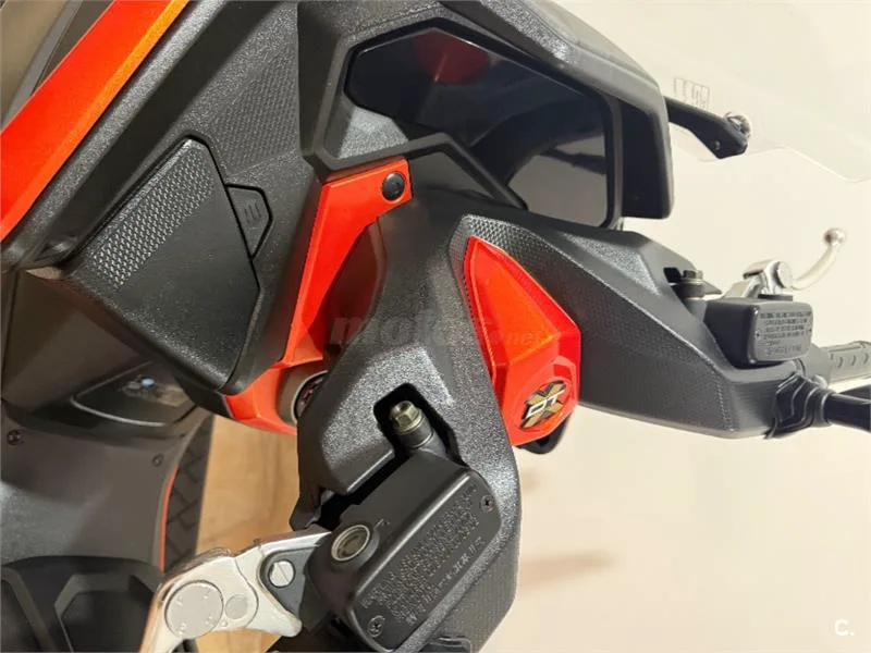 Kymco DTX 125 – Vista 6