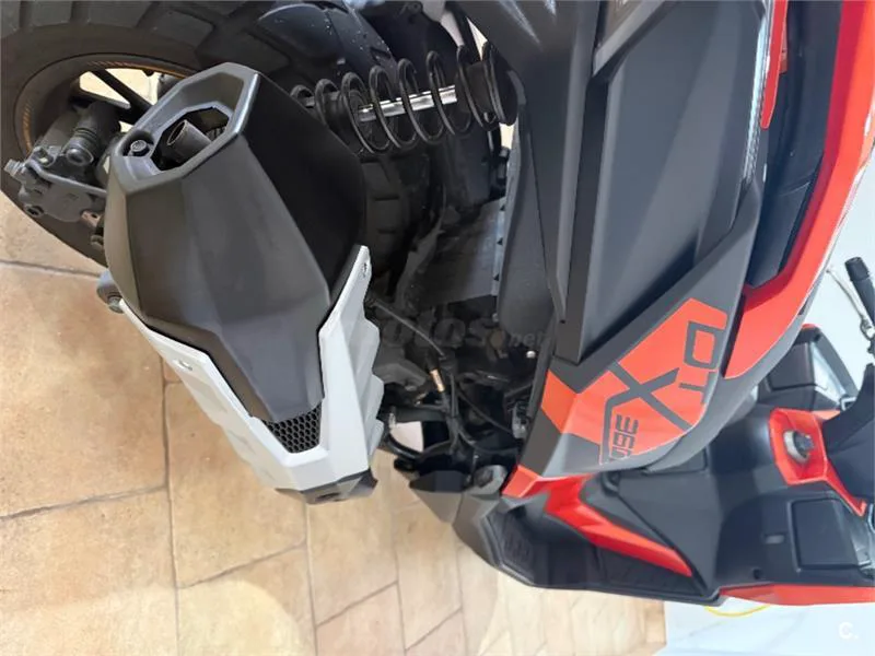 Kymco DTX 125 – Vista 9