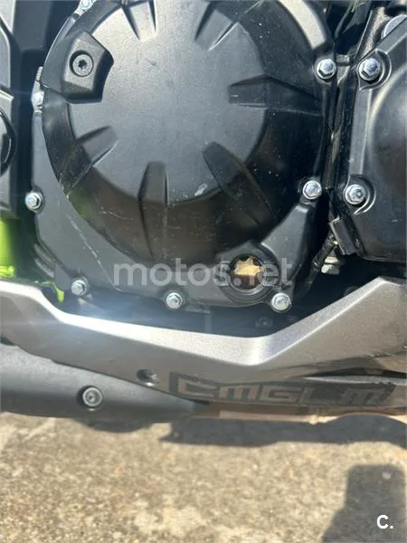 Kawasaki Z 900 – Vista 7