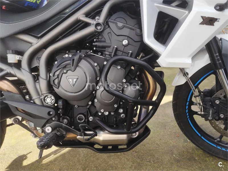 Triumph Tiger 800 XR – Vista 3