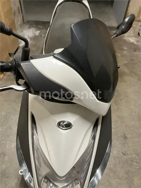 Kymco Agility City 125 – Vista 2