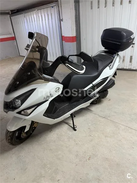 Daelim S3 125 FI Touring 2000 € 2016 Palencia - 2