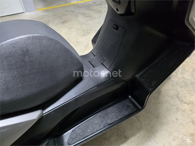 Kymco Super Dink 125i – Vista 6