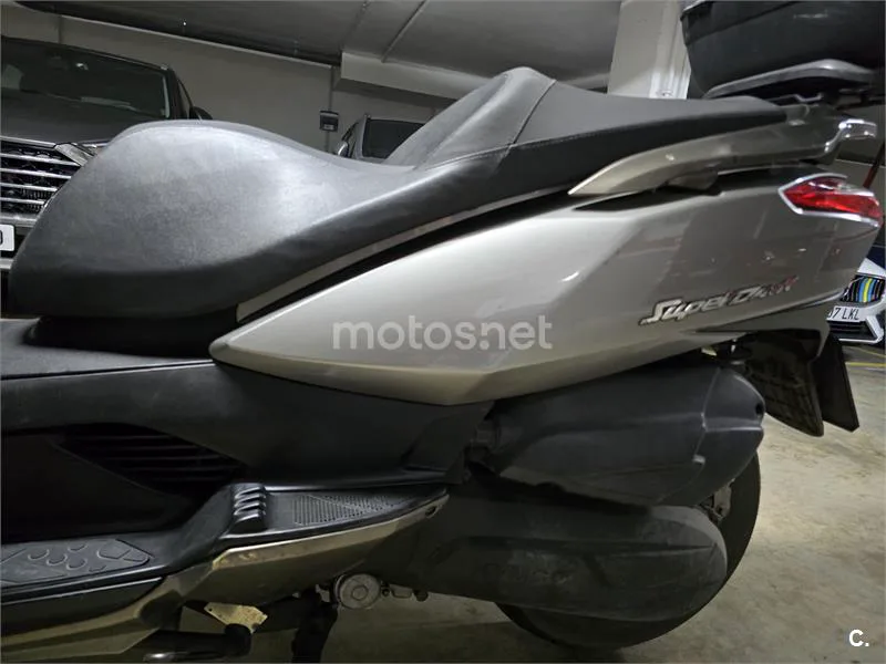 Kymco Super Dink 125i – Vista 9