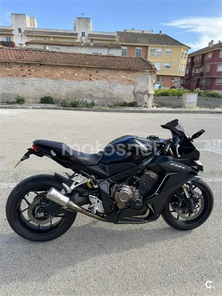 Honda CBR 650 R – Vista 10