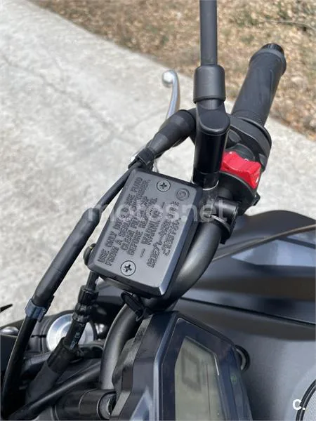 Yamaha MT-07 – Vista 22