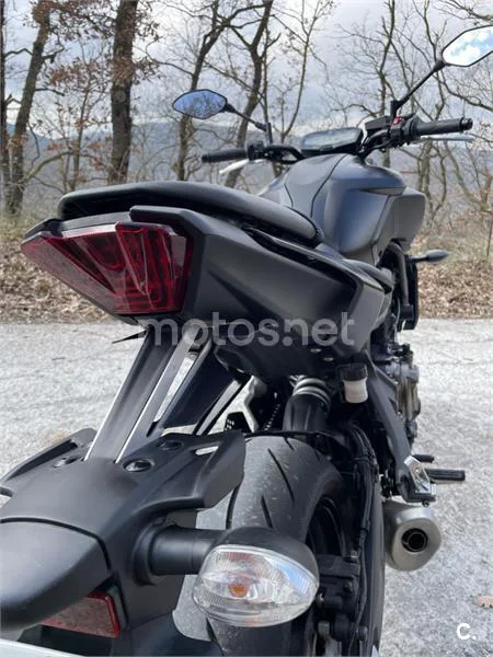Yamaha MT-07 – Vista 10