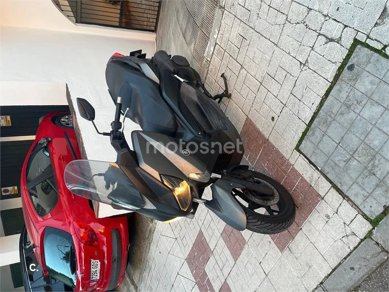 Yamaha XMAX 250 – Vista 3