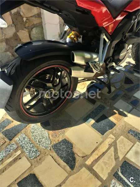 Ducati Multistrada 1200 S – Vista 13