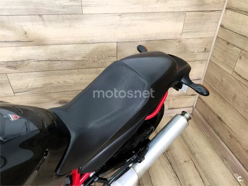 Ducati Monster 695 – Vista 11