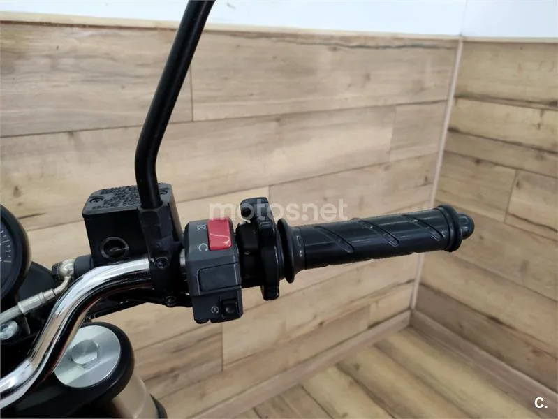 Ducati Monster 695 – Vista 15