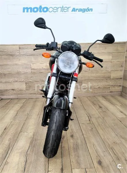 Ducati Monster 695 – Vista 5