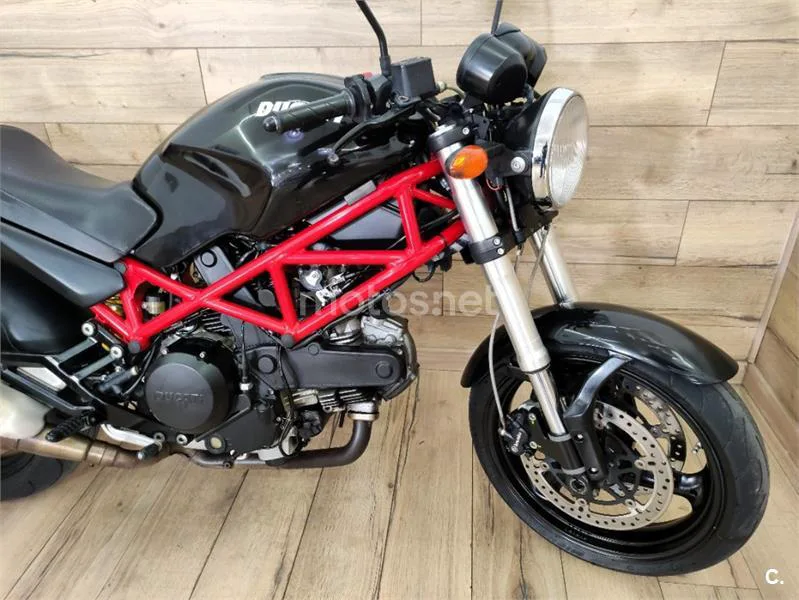 Ducati Monster 695 – Vista 9