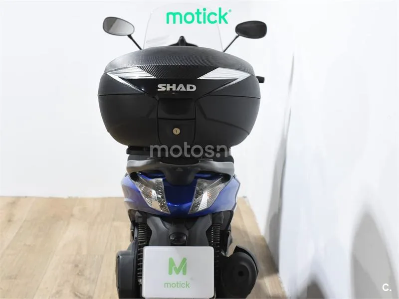Piaggio Beverly 300 – Vista 6