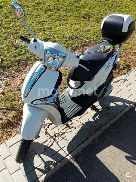 Piaggio Liberty 125 – Vista 5