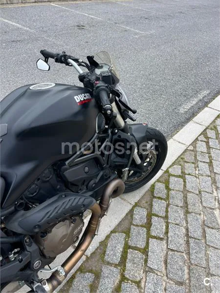 Ducati Monster 821 – Vista 5