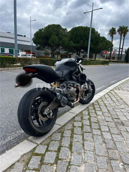 Ducati Monster 821 – Vista 7