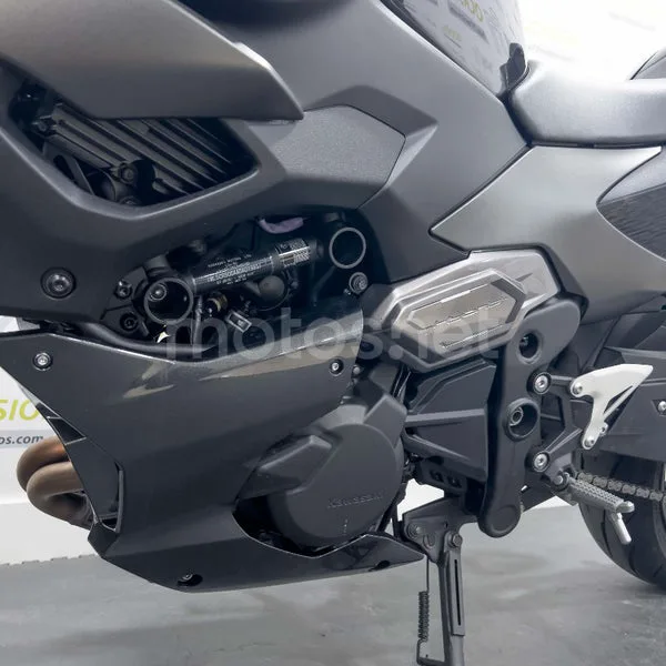 Kawasaki Z7 Hybrid - Vista 20