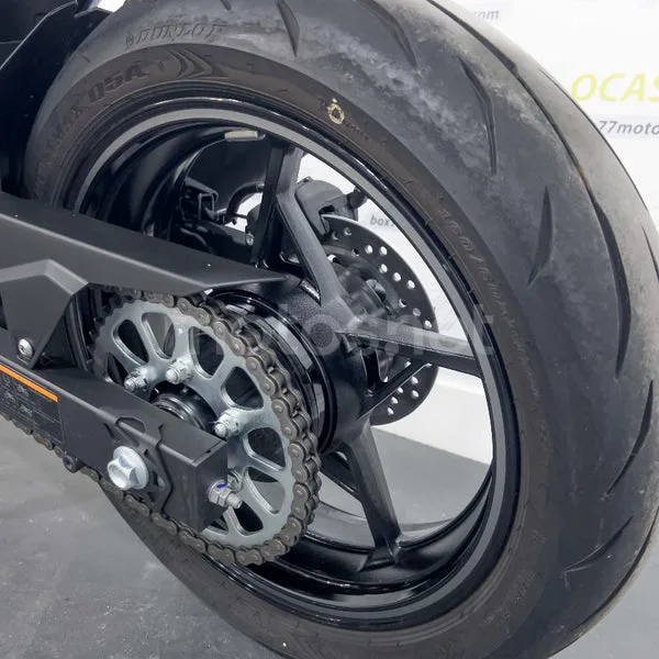 Kawasaki Z7 Hybrid - Vista 24
