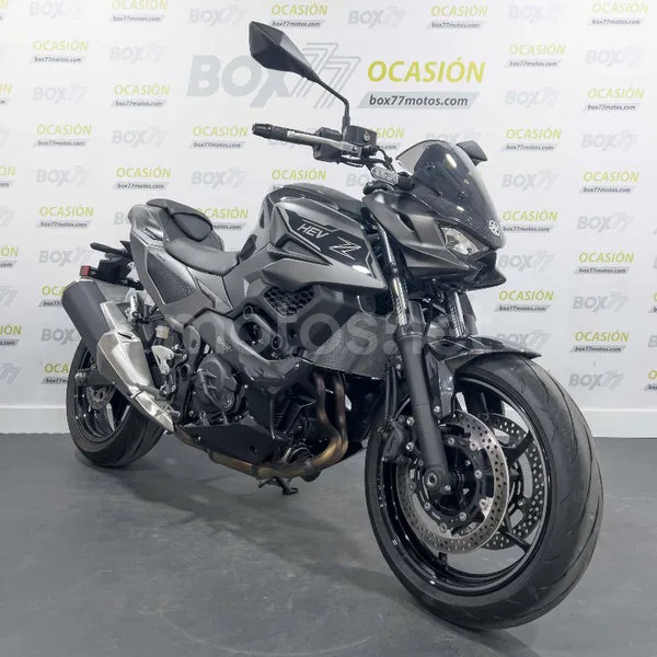 Kawasaki Z7 Hybrid - Vista 4