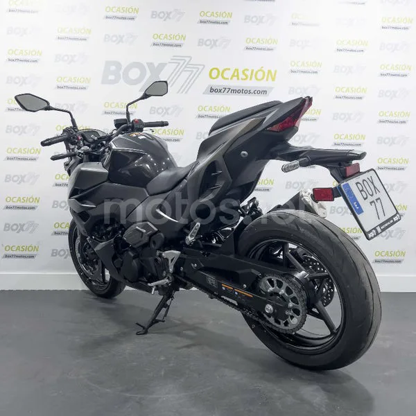 Kawasaki Z7 Hybrid - Vista 6