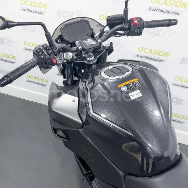 Kawasaki Z7 Hybrid - Vista 8