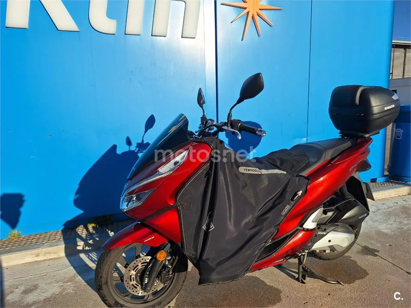 Honda PCX 125 – Vista 2