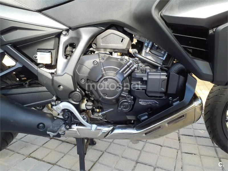 Honda NT1100 – Vista 9