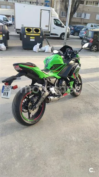 Kawasaki Ninja 650 – Vista 2