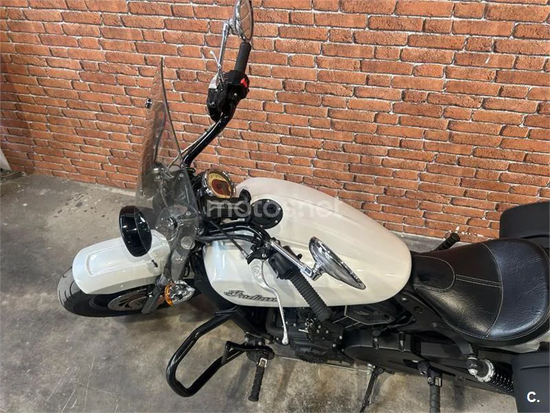Indian Scout – Vista 14