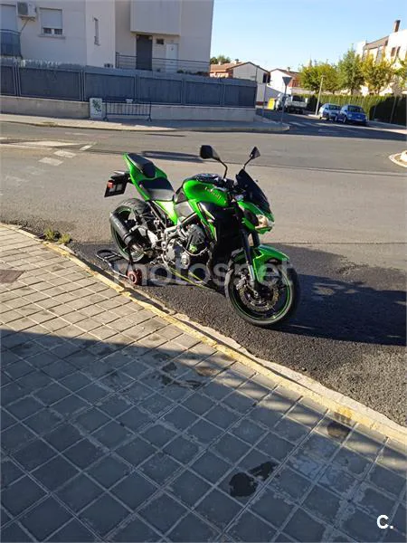 Kawasaki Z 900 – Vista 4