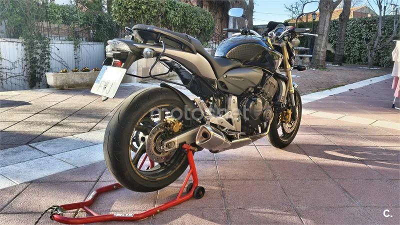 Honda CB 600 F – Vista 4