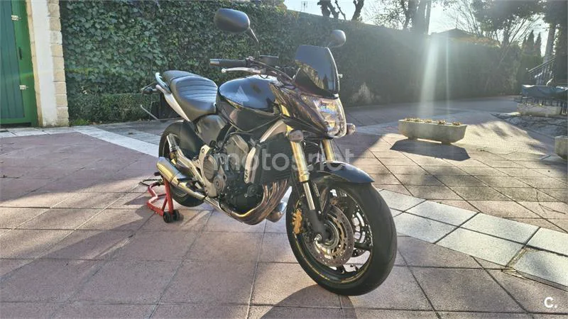 Honda CB 600 F – Vista 6