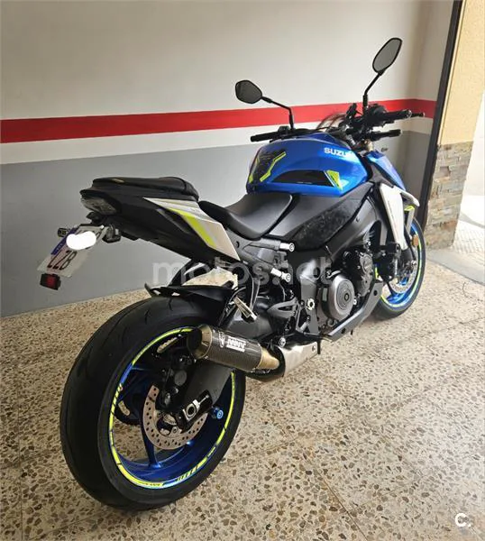 Suzuki GSX-S – Vista 3