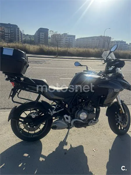 Benelli TRK 502 – Vista 2