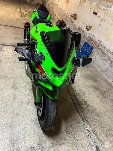 Kawasaki ZX-6R – Vista 3