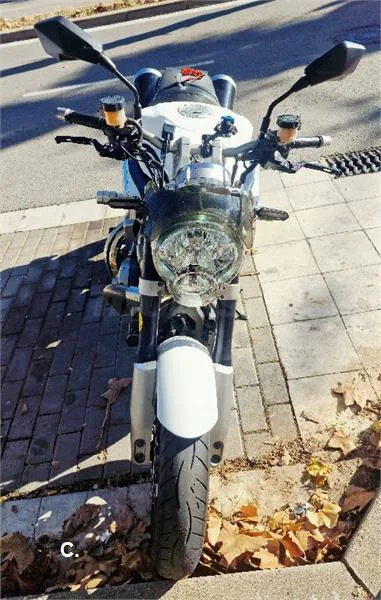 Yamaha MT-01 – Vista 3