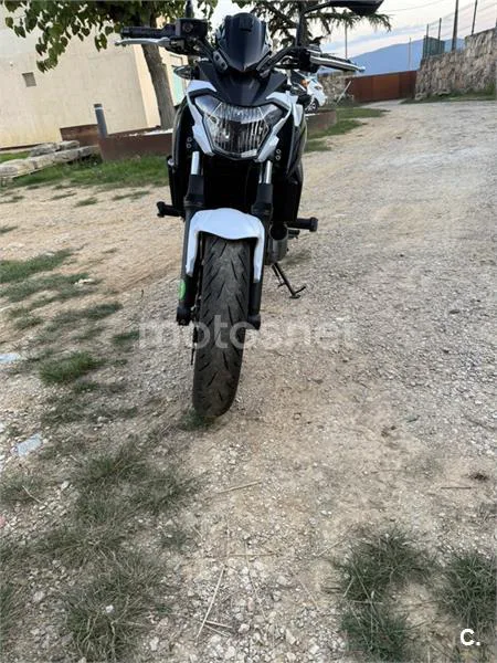 Kawasaki Z650 – Vista 2