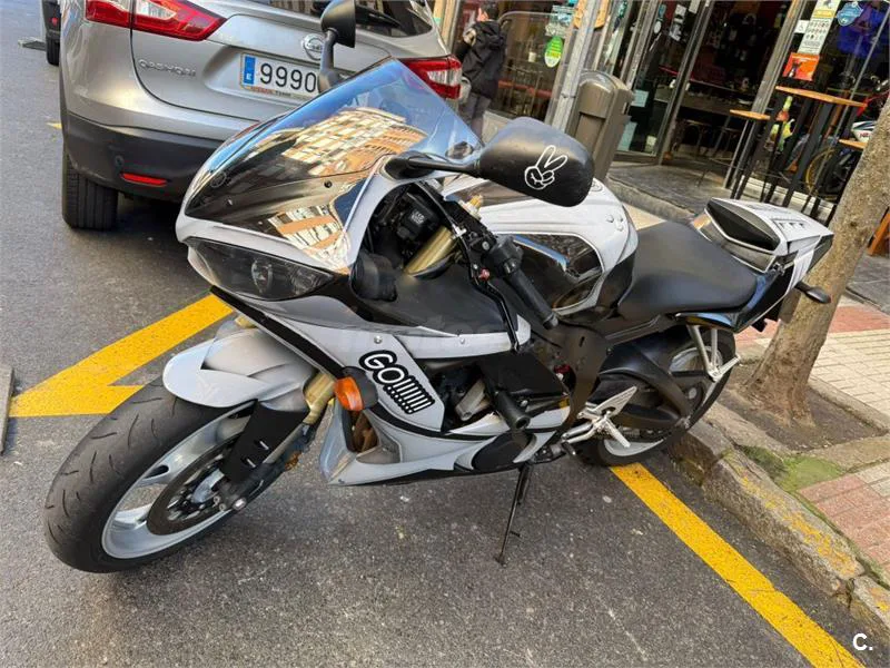 Yamaha TT R 600 – Vista 5