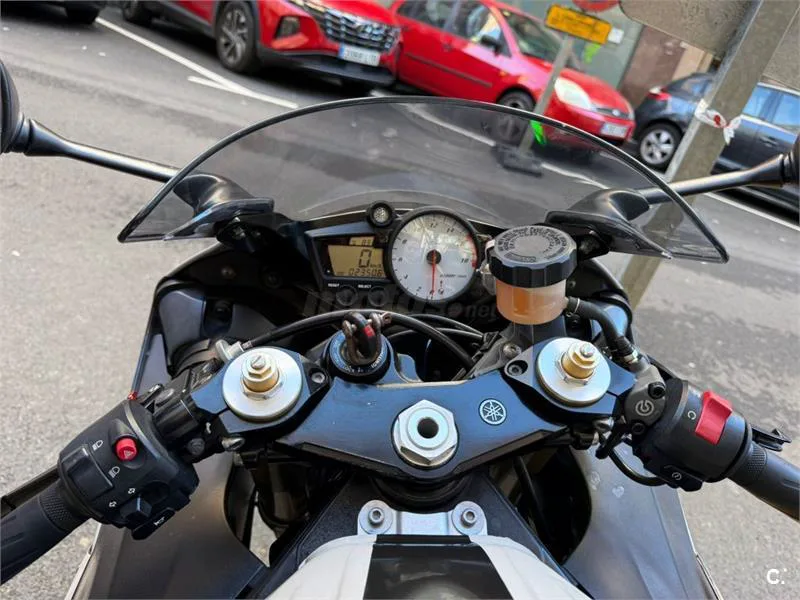Yamaha TT R 600 – Vista 7