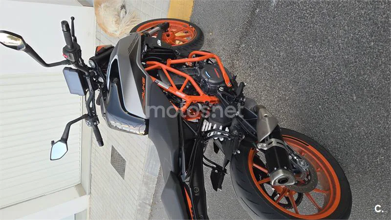 KTM 390 – Vista 6