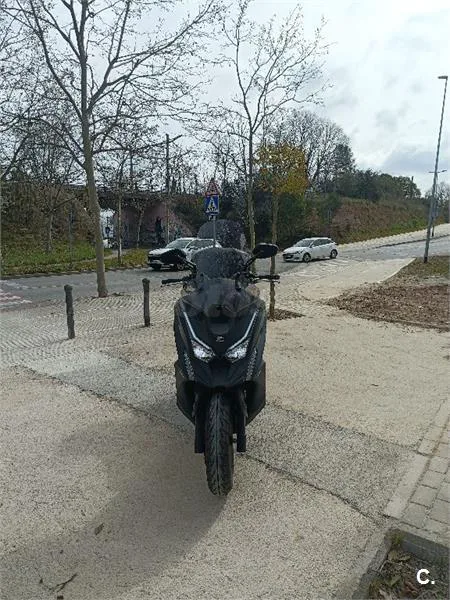 Kymco DTX 125 – Vista 3