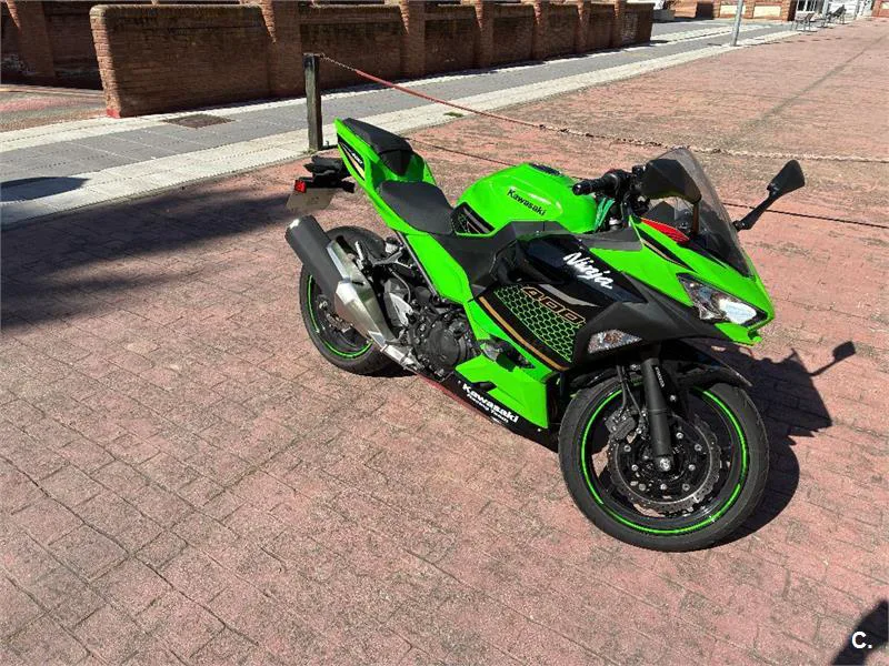 Kawasaki Ninja 400 5000 € 2020 Madrid - 1